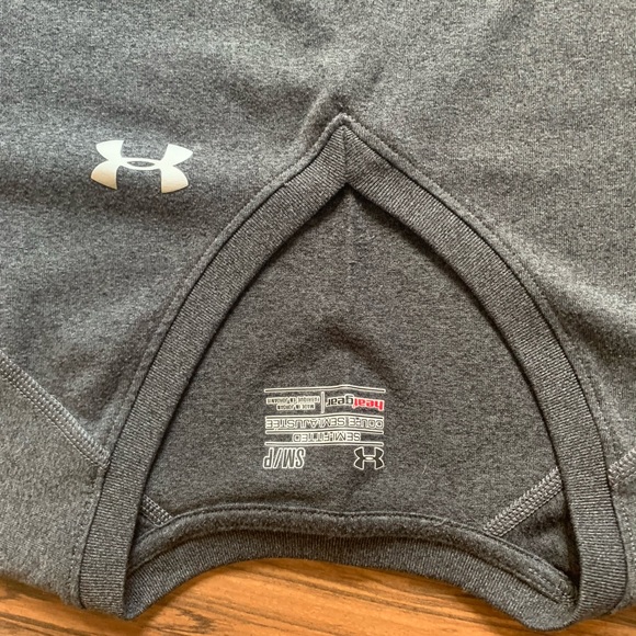 Under Armour - Semi Fitted Heat Gear - T shirt - Picture 5 of 6